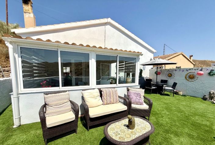 Image No.5-2 Bed Villa for sale