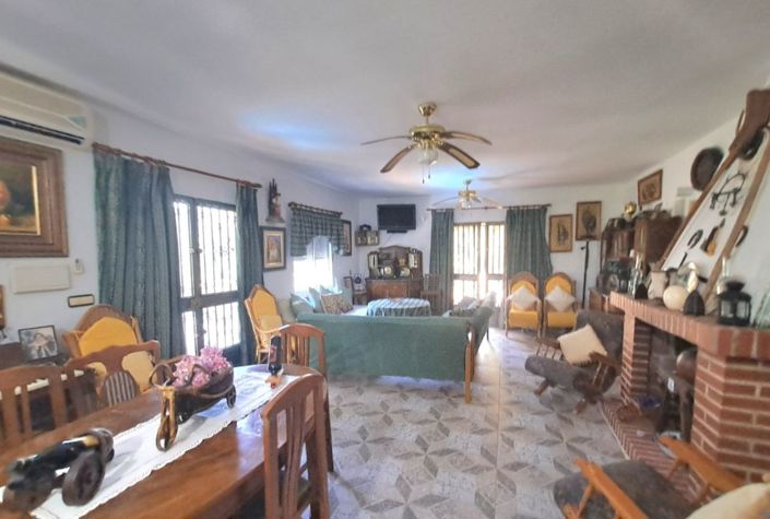 Image No.11-2 Bed Country House for sale