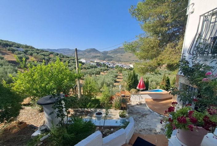 Image No.6-2 Bed Country House for sale