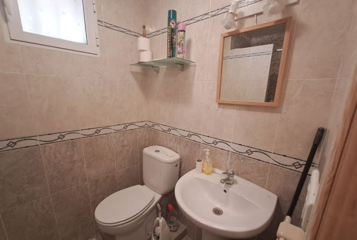 Image No.15-5 Bed Cottage for sale