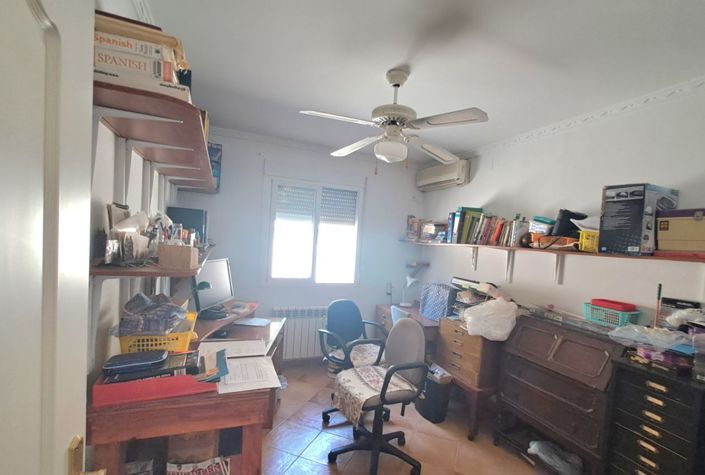 Image No.20-5 Bed Cottage for sale