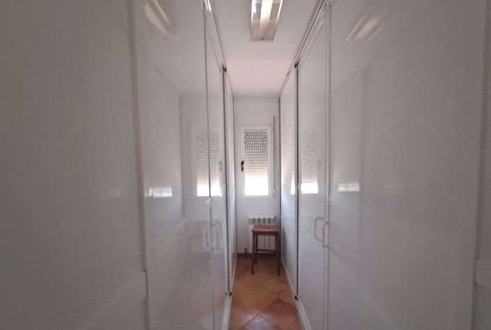 Image No.21-5 Bed Cottage for sale