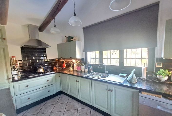 Image No.10-7 Bed Country House for sale