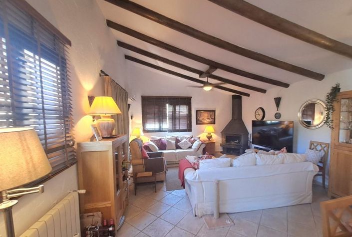 Image No.8-7 Bed Country House for sale