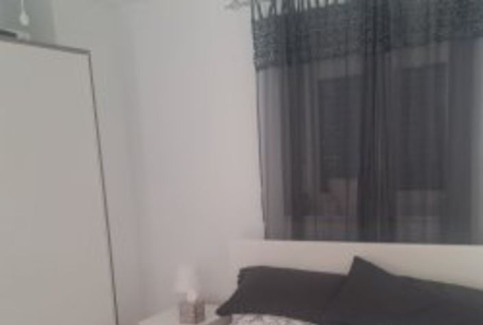 Image No.12-4 Bed Townhouse for sale