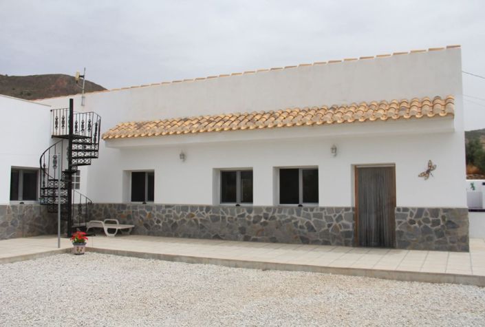 Image No.30-3 Bed Villa for sale