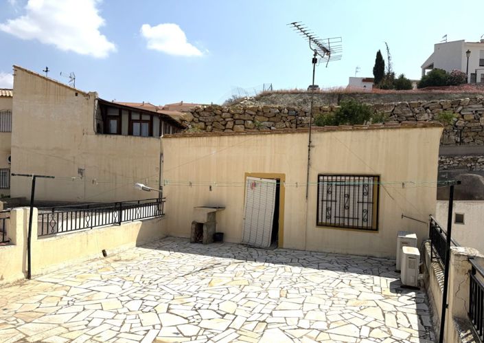 Image No.4-3 Bed Townhouse for sale