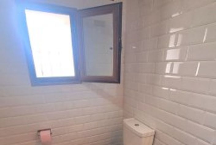 Image No.35-7 Bed Country House for sale