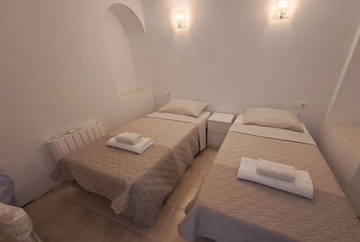 Image No.27-6 Bed Villa / Detached for sale