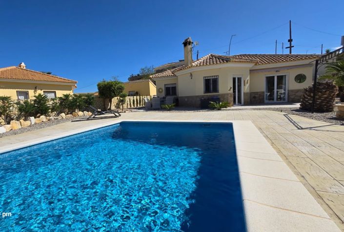 Image No.1-3 Bed Villa for sale