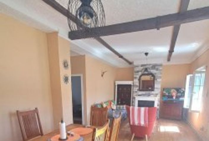 Image No.3-7 Bed Country House for sale