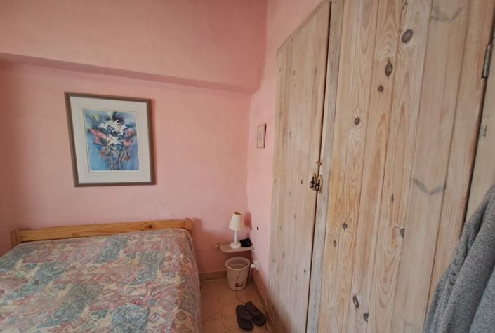 Image No.31-5 Bed Townhouse for sale