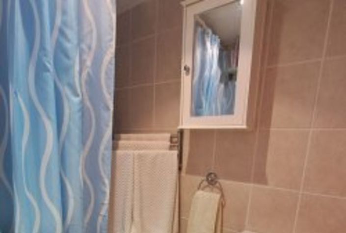 Image No.12-3 Bed Townhouse for sale