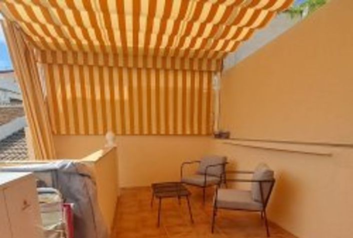 Image No.21-3 Bed Townhouse for sale