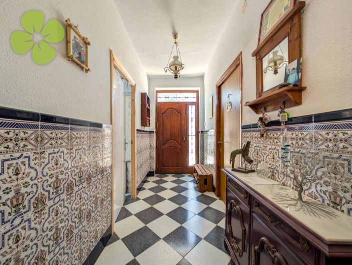 Image No.4-8 Bed Cortijo for sale