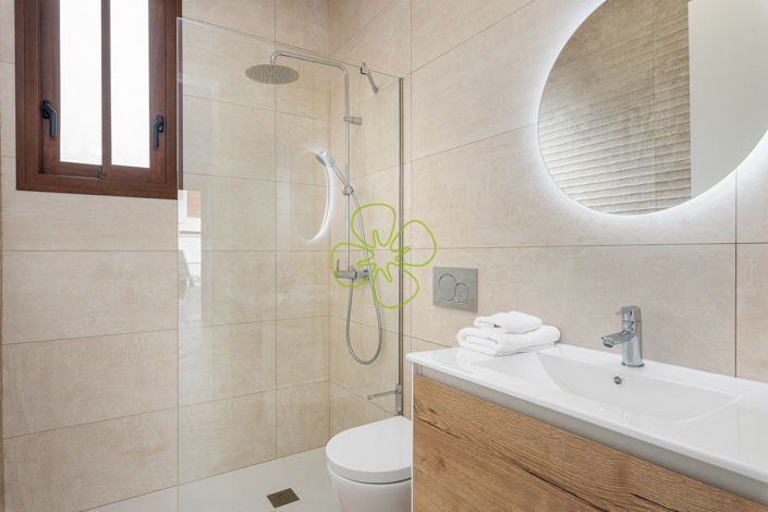 Image No.13-3 Bed Villa for sale