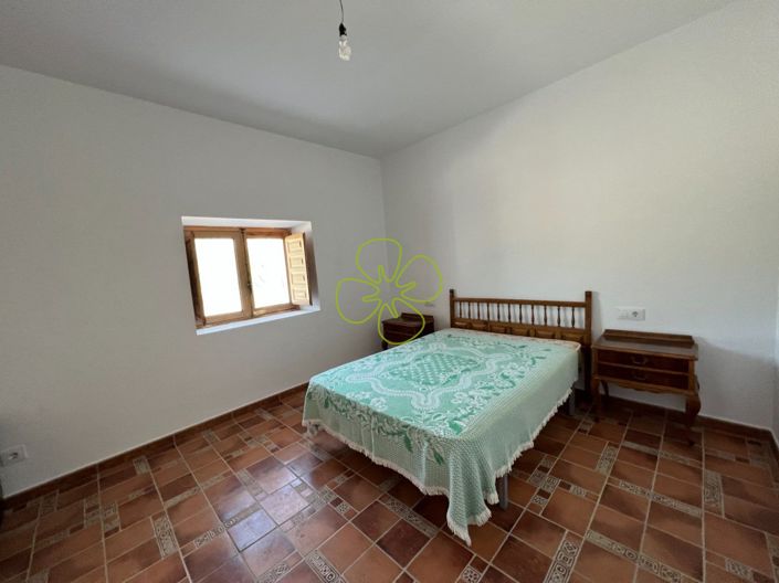 Image No.8-5 Bed Cortijo for sale