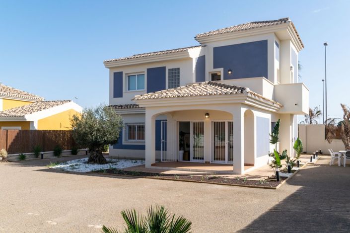 Image No.18-3 Bed Villa for sale