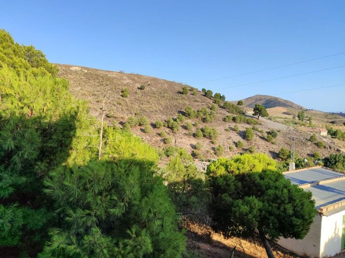 Image No.11-3 Bed Village House for sale