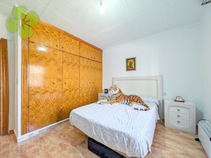 Image No.12-3 Bed Village House for sale