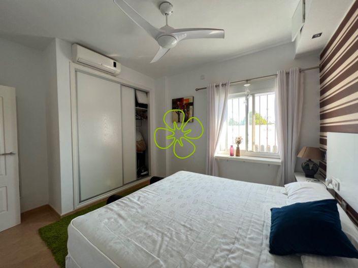 Image No.20-5 Bed Villa for sale