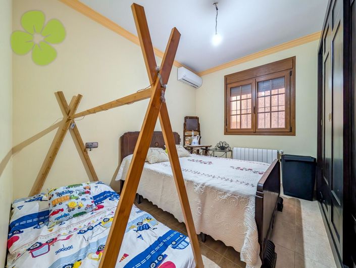 Image No.15-5 Bed Villa for sale