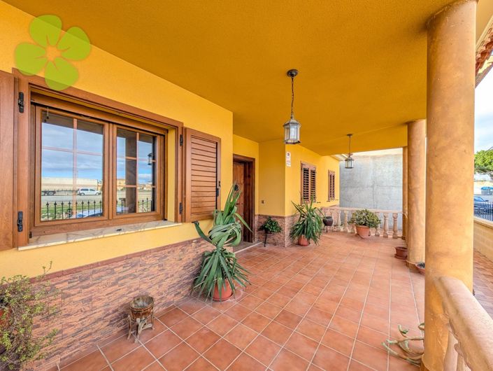 Image No.29-5 Bed Villa for sale