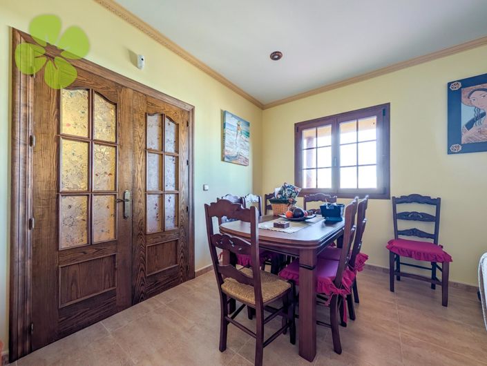 Image No.7-5 Bed Villa for sale