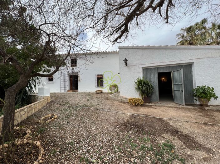 Image No.2-5 Bed Cortijo for sale