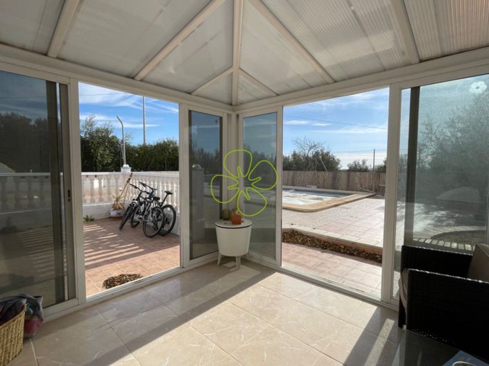 Image No.3-4 Bed Villa for sale