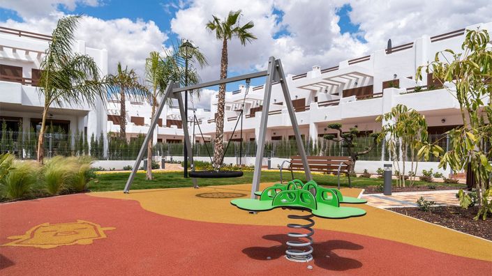 Image No.15-3 Bed Flat for sale