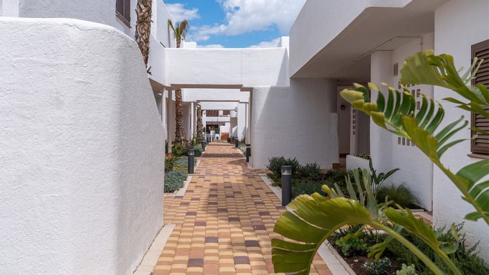 Image No.19-2 Bed Flat for sale