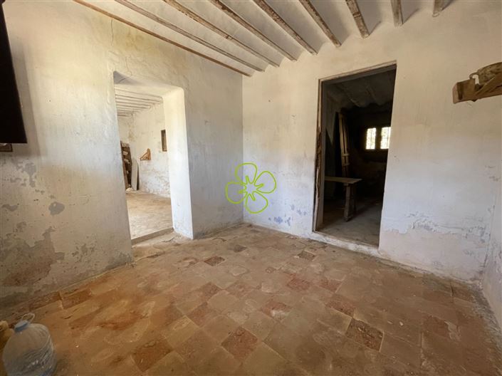 Image No.6-4 Bed Cortijo for sale