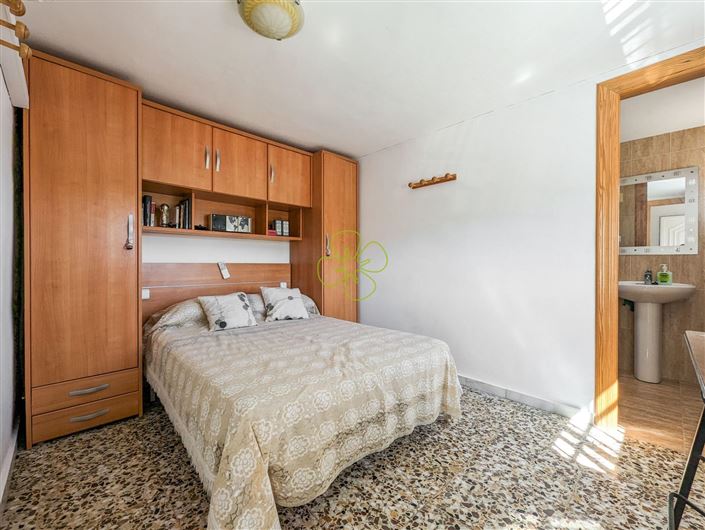 Image No.17-3 Bed Cortijo for sale