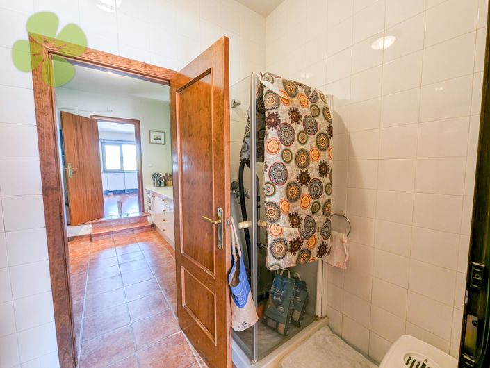 Image No.11-5 Bed Villa for sale