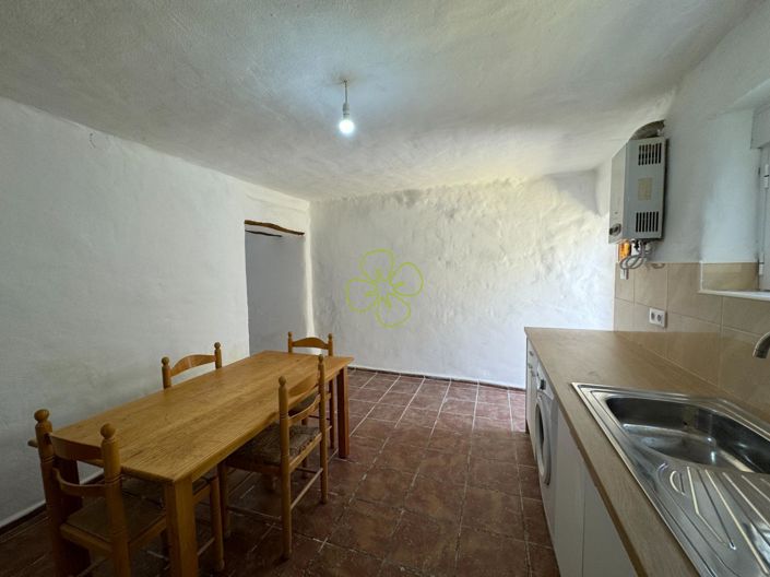 Image No.10-3 Bed Village House for sale