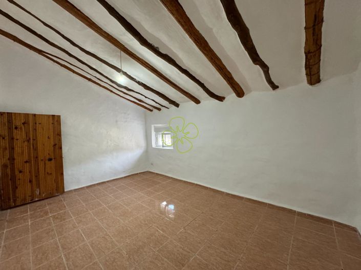 Image No.19-3 Bed Village House for sale