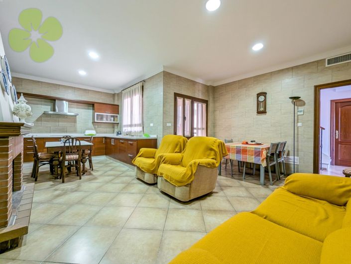 Image No.14-4 Bed Villa for sale