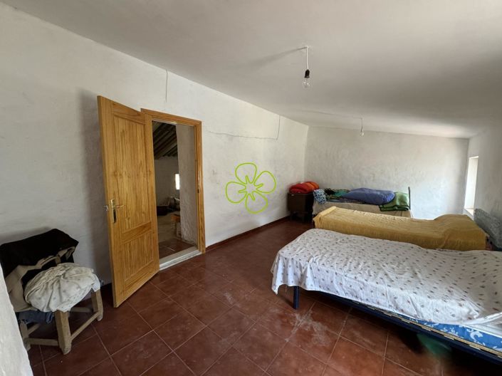 Image No.19-4 Bed Cortijo for sale