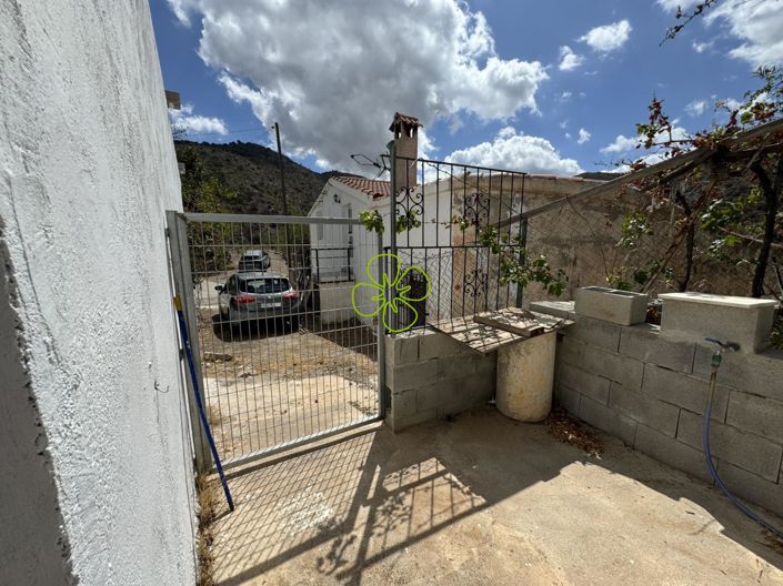 Image No.24-4 Bed Cortijo for sale