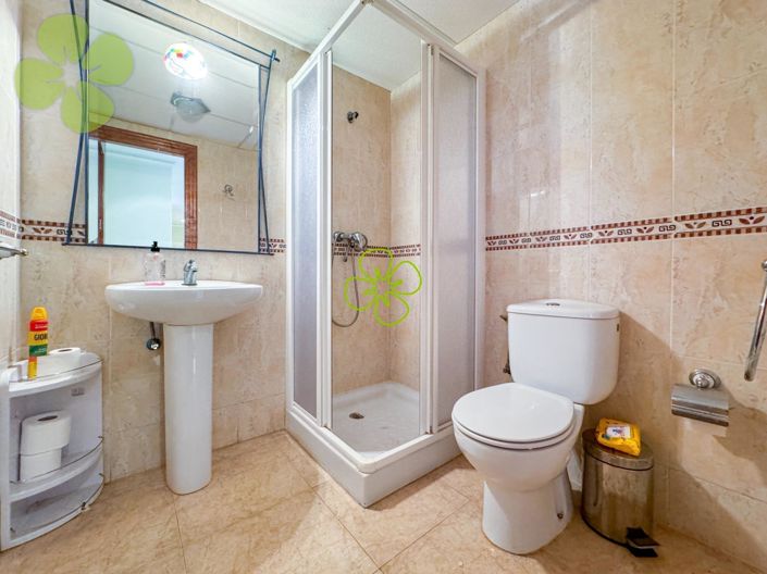 Image No.16-3 Bed Flat for sale