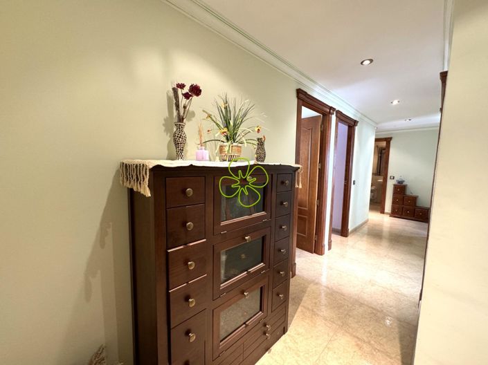 Image No.5-3 Bed Flat for sale