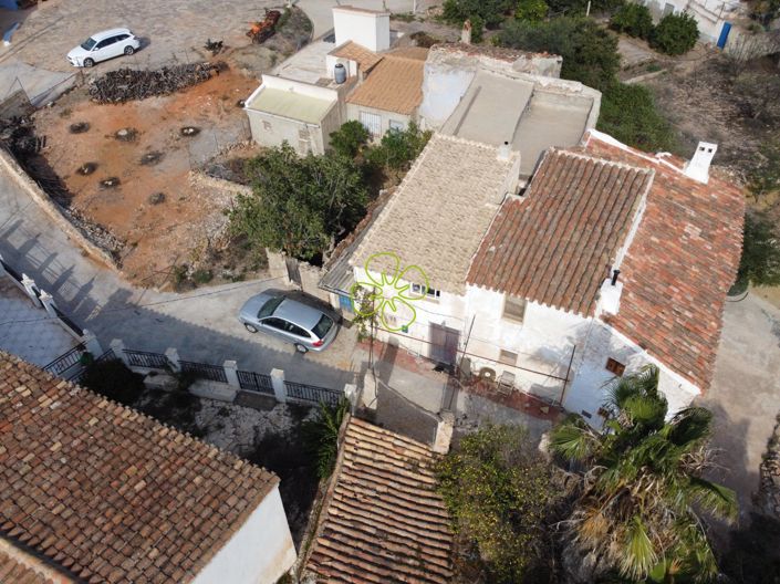 Image No.25-3 Bed Village House for sale