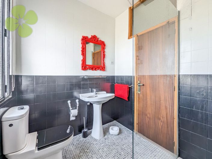 Image No.21-7 Bed Village House for sale