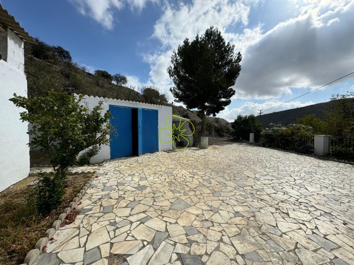 Image No.24-5 Bed Cortijo for sale