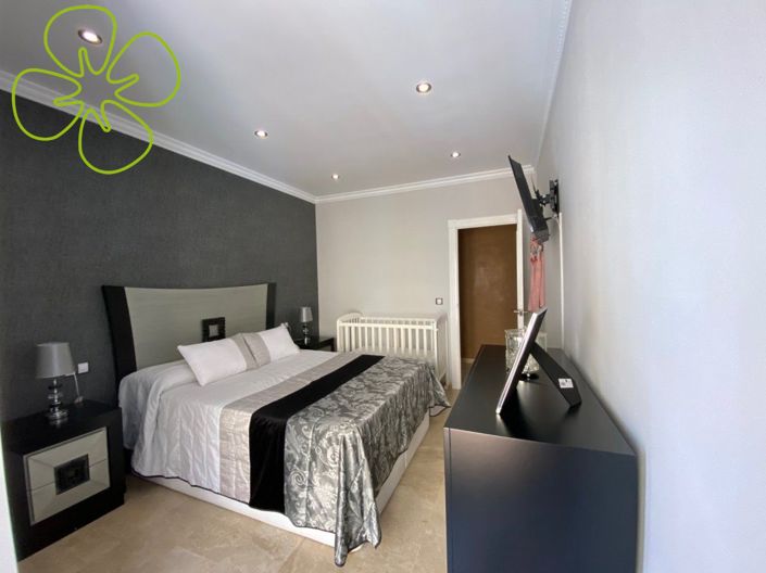 Image No.10-2 Bed Flat for sale