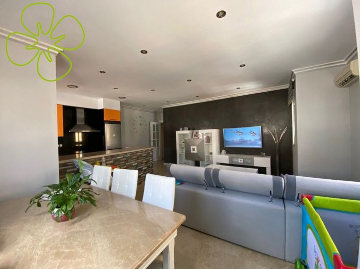 Image No.2-2 Bed Flat for sale