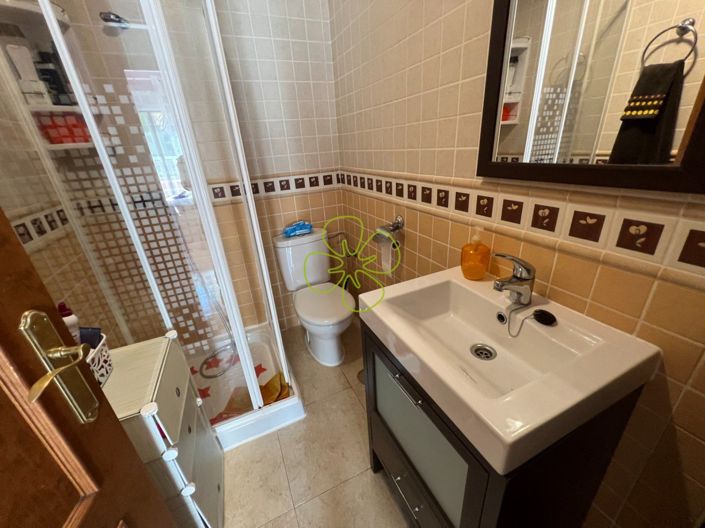 Image No.13-3 Bed Flat for sale