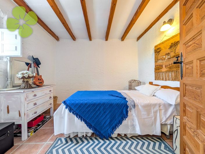 Image No.23-6 Bed Cortijo for sale