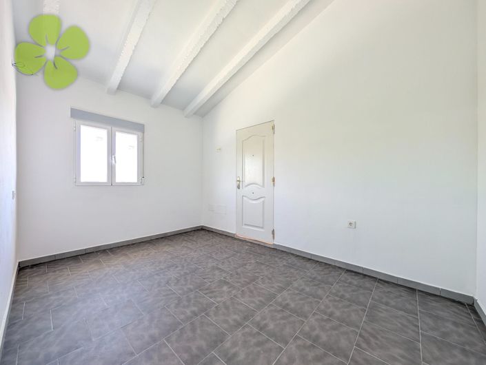 Image No.15-3 Bed Villa for sale